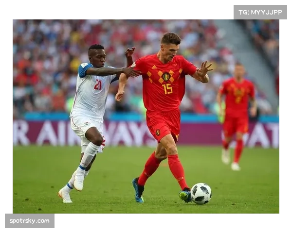 三中卫与四后卫深度较量 宽度与纵深难以兼具